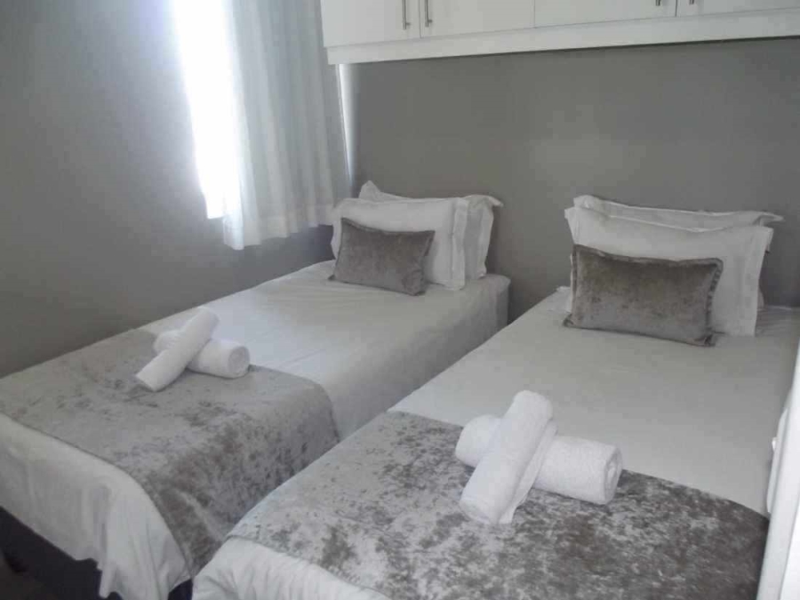 2 Bedroom Property for Sale in Beachfront Western Cape